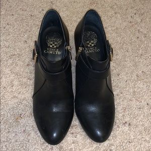 VINCE CAMUTO Black Ankle Boots